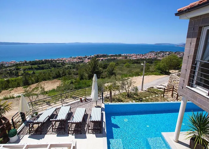 Royal 1 Podstrana Tatil Evi Split