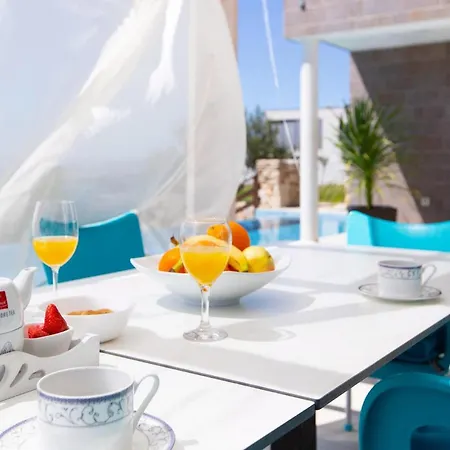 Holiday home Royal 1 Podstrana