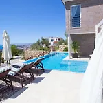 Royal 1 Podstrana Nyaraló