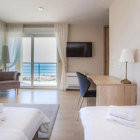 Royal 1 Podstrana Tatil Evi *