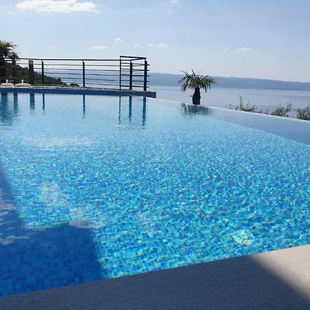 Nyaraló Royal 1 Podstrana Split